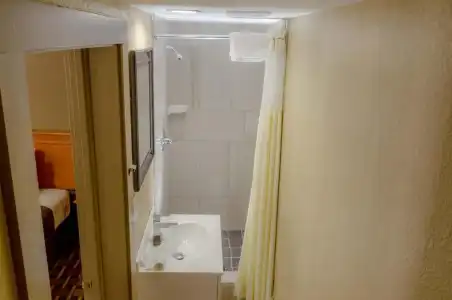 Relax Inn - 17