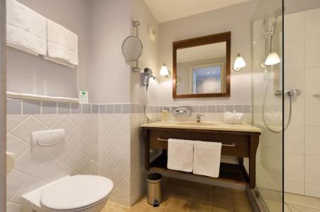 Hirschen in Freiburg-Lehen - 86