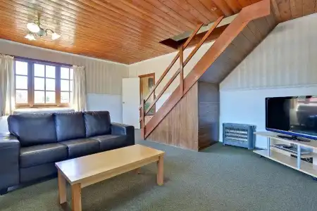 Riverfront Motel & Restaurant - 91