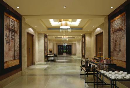 DoubleTree by Hilton Agra - 17