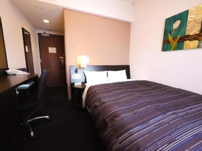 Route-Inn Yokohama Bashamichi - 49