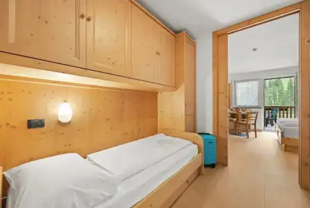 ApartPrincess - 69