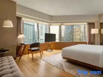 Renaissance Harbour View - 73