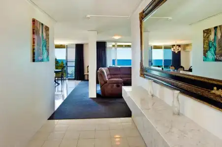 Tradewinds Apartments - 0