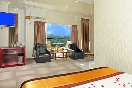 Grand United Ahlone Branch - 134