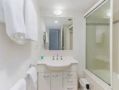 Bella Mare Beachside Apartments - 63