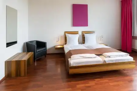 AMH Airport-Messe-Hotel - 76