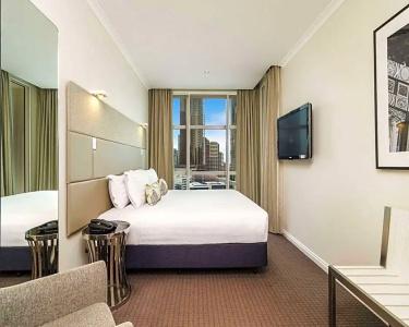 Clarion Suites Gateway - 85
