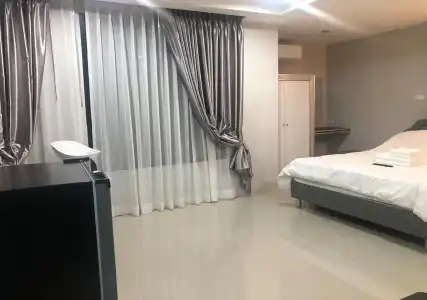 Moon Apartment - 1