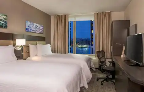Hilton Garden Inn NYC Financial Center/Manhattan Downtown - 4
