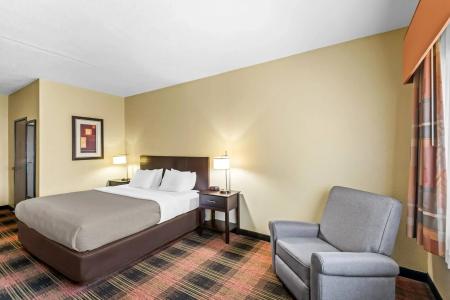 Quality Inn & Suites des Moines Airport - 42