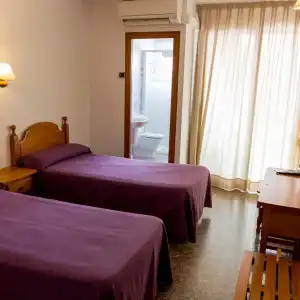 Herasu - 12