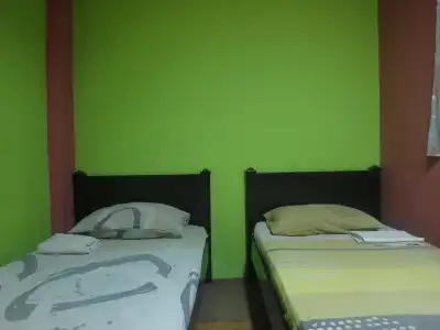 Oasis Guest House - 4