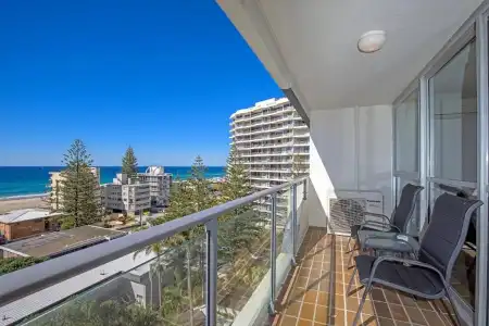 Baronnet Apartments - 205