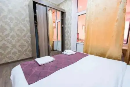 Damla Baku - 4