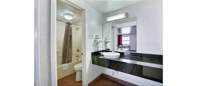 Motel 6 Dallas, TX - Forest Lane - 33
