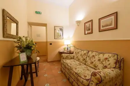 The Lux Napoli Mergellina - 3