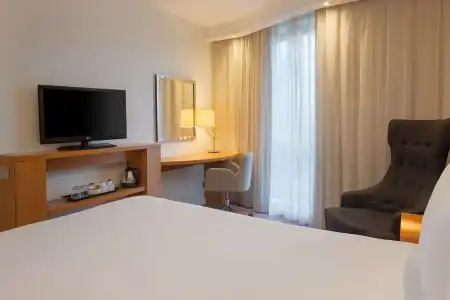 Hampton by Hilton London Waterloo - 10