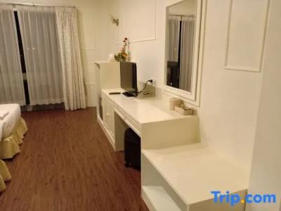Golden Dragon Resort - 30