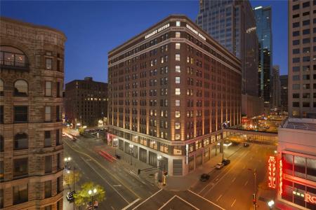 Embassy Suites by Hilton Minneapolis Downtown - 0