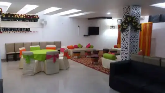 Sundeep Inn - 11