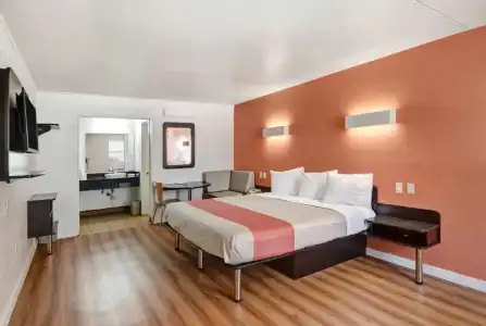 Motel 6 Dallas, TX - Forest Lane - 37
