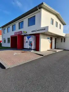 Höfn Guesthouse - 0