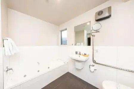 315 motel Riccarton - 139