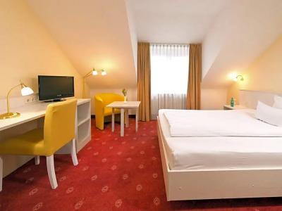 ACHAT Schwetzingen Heidelberg - 36