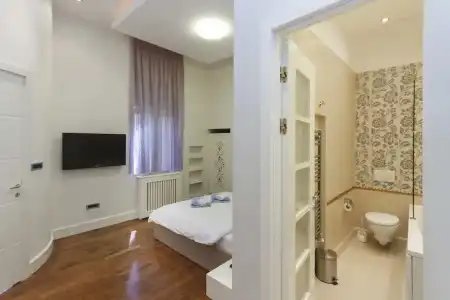 Central Park Residence Guest House - 92