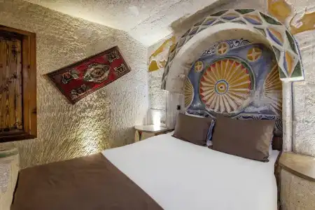Kayatas Cave Suites - 97