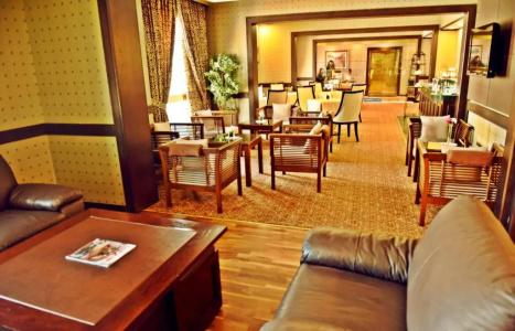 Golden Tulip - 70