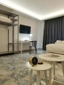 24K Athena Suites - 38