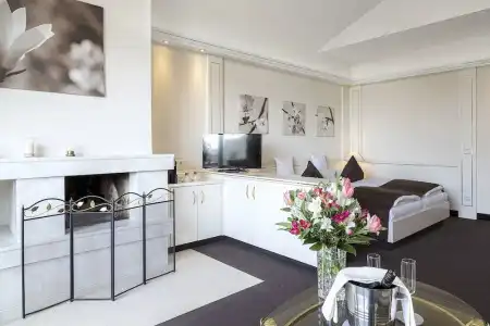 Das Parkhotel - 3