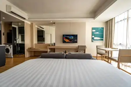 Arden and Residence - 60
