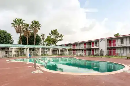 Motel 6 Houston, TX - East - 18