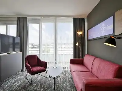 Best Western Plus - 176