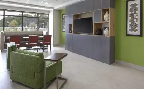 Holiday Inn Express Myrtle Beach-Broadway at the Beach by IHG - 7