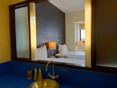 Amarin Samui - 80