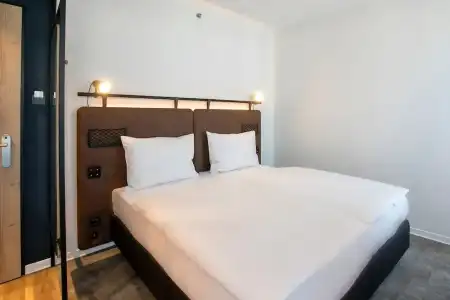 H2 Budapest - 33