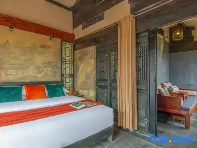 Lijiang Ten Courtyard Inn - 26