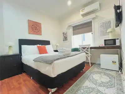 North Ryde Guest House - 35