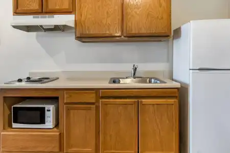WoodSpring Suites Abilene - 18