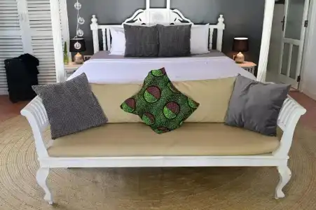 B4 Boutique - 50