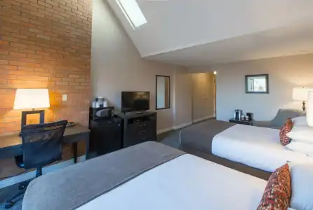 Embassy Inn - 52