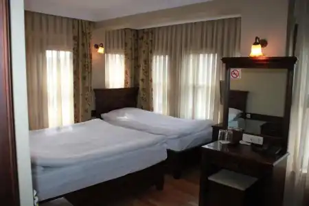 Sultan Hill - 24