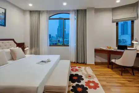 Happy Life Grand & Sky Bar - 3