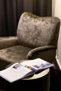 The Glen & Suites - 19