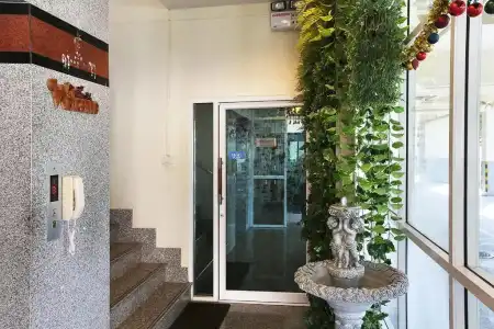 V Place Residence - 52