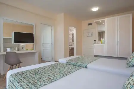 Marina Sands Bijou Boutique - Excellent Choice for Travelers Visiting Obzor 2-4p - 1